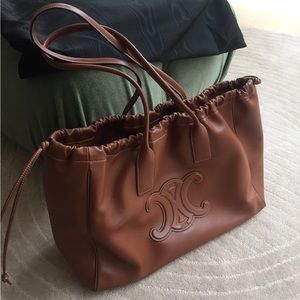 Brand new Celine CABAS DRAWSTRING CUIR TRIOMPHE IN SMOOTH CALFSKIN